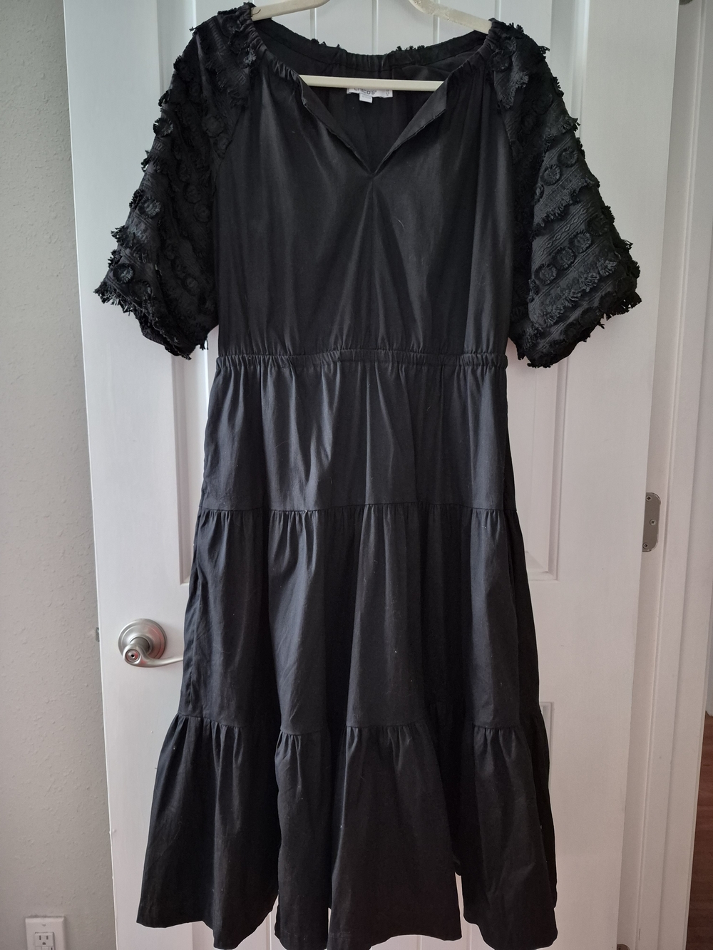 Chico’s Black Tiered Midi Dress Size 1.5 US 10 Textured Statement Sleeves Boho